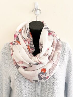 H&M White Floral Scarf